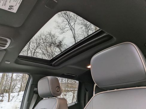 Certified 2024 GMC Canyon Denali image 14