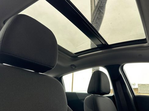 Used 2022 Chevrolet Malibu LT image 16