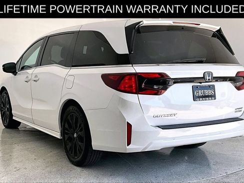 Used 2025 Honda Odyssey Sport-L image 15