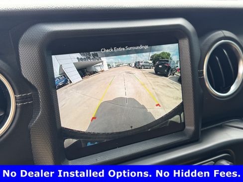 Used 2023 Jeep Wrangler Unlimited Sahara AWD/4WD image 19