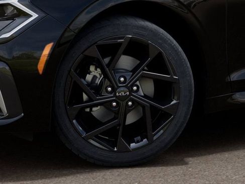 New 2026 Kia K5 GT-Line image 9