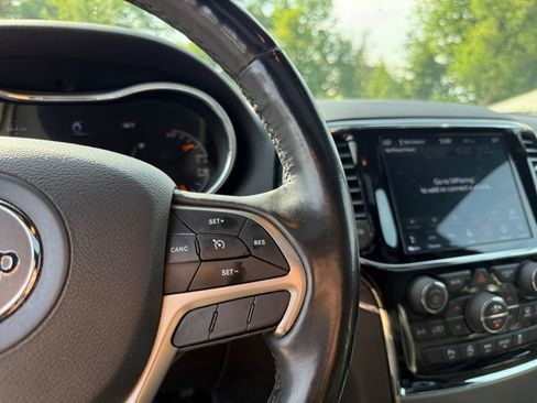 Used 2019 Jeep Grand Cherokee Limited AWD/4WD image 20