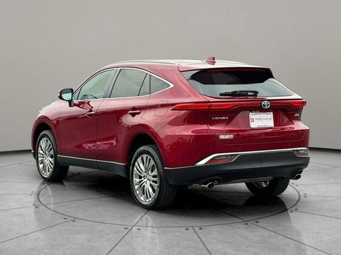 Certified 2023 Toyota Venza XLE AWD/4WD image 4