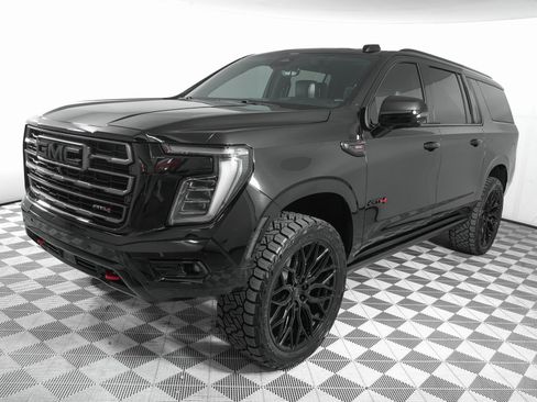 Used 2026 GMC Yukon XL AT4 Ultimate image 8