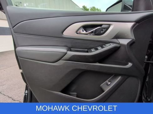 Used 2023 Chevrolet Traverse LT w/ Rear Camera Mirror Package AWD/4WD image 22