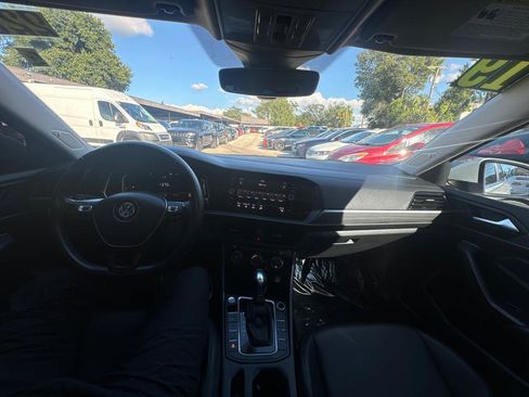 Used 2019 Volkswagen Jetta SEL FWD image 20