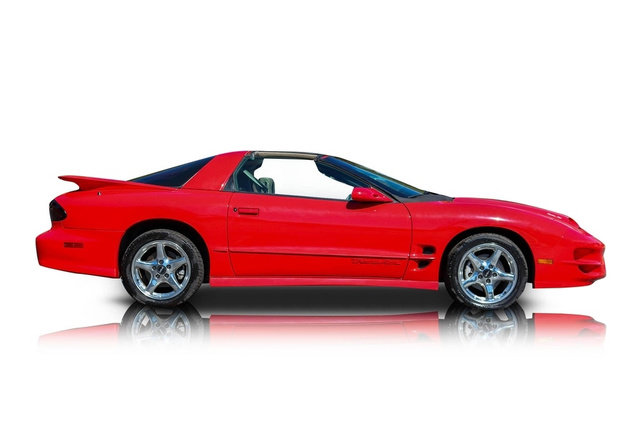 Used 1999 Pontiac Firebird Formula RWD image 2