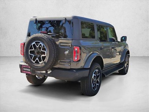 New 2026 Ford Bronco Outer Banks AWD/4WD image 2