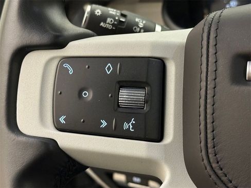 Used 2023 Land Rover Defender 110 X-Dynamic SE image 20