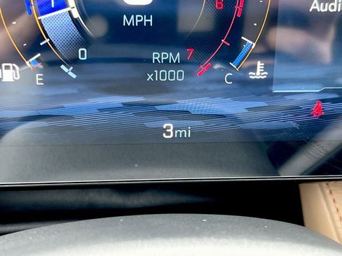 New 2026 Chevrolet Equinox ACTIV AWD/4WD image 12