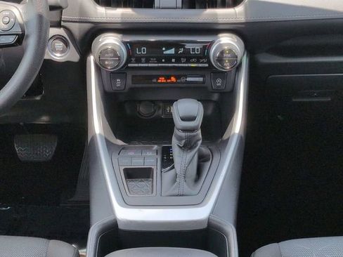 Certified 2025 Toyota RAV4 XLE w/ Convenience Package FWD image 19
