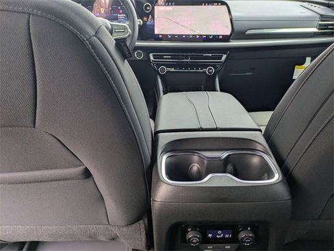 New 2026 Chevrolet Traverse LT w/ Sun and Wheel Package image 29