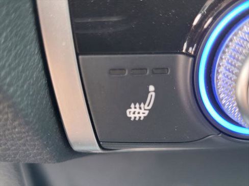 Certified 2023 Audi Q3 2.0T Premium w/ Convenience Package image 21