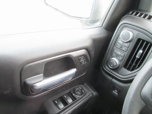 New 2026 GMC Sierra 1500 Pro w/ Pro Value Package image 18