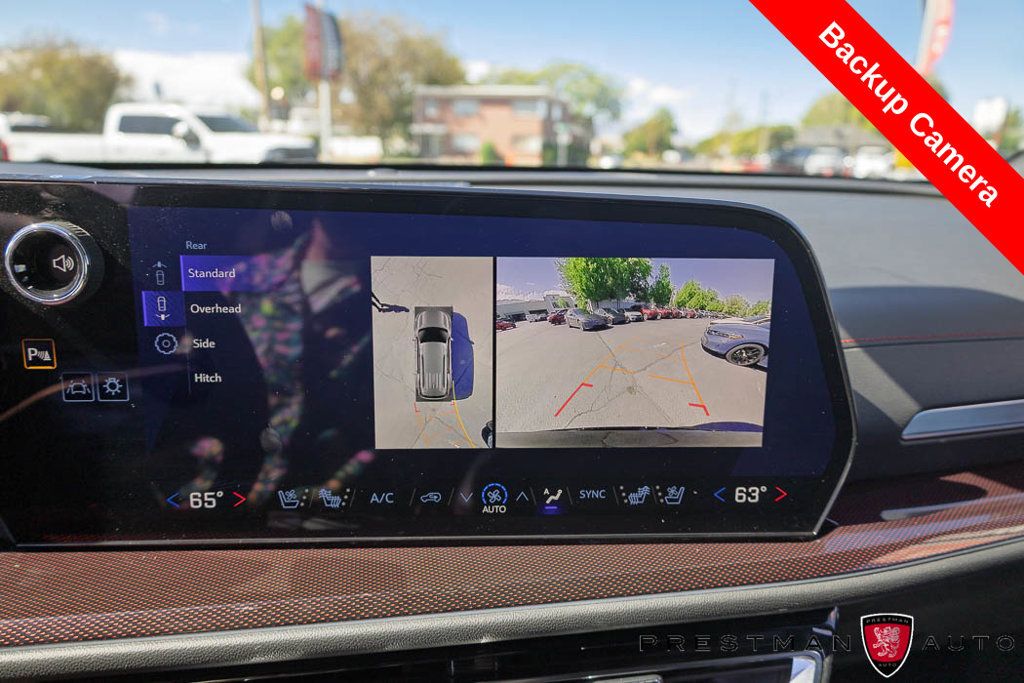 Used 2025 Chevrolet Traverse RS FWD image 7