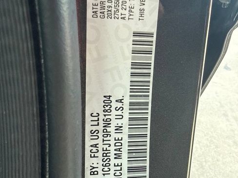 Used 2023 RAM 1500 Laramie AWD/4WD image 15