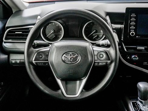 Used 2022 Toyota Camry LE image 22