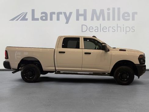 New 2026 RAM 2500 Tradesman AWD/4WD image 6
