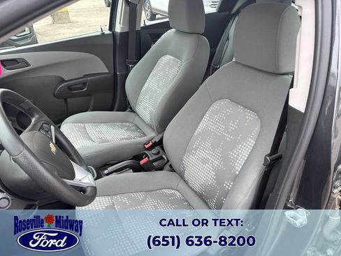 Used 2019 Chevrolet Sonic LT FWD image 24