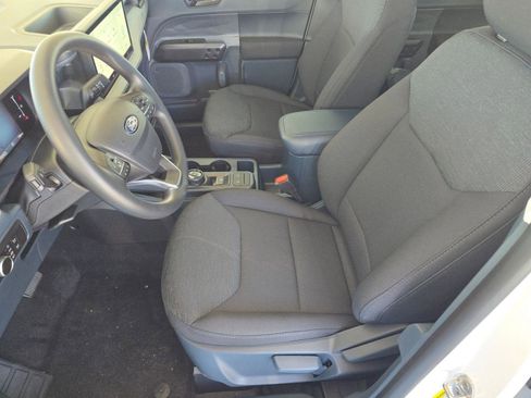 New 2026 Ford Maverick XL image 5