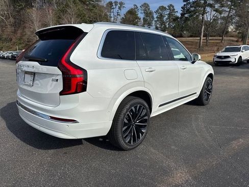 Used 2026 Volvo XC90 B5 Plus AWD/4WD image 6