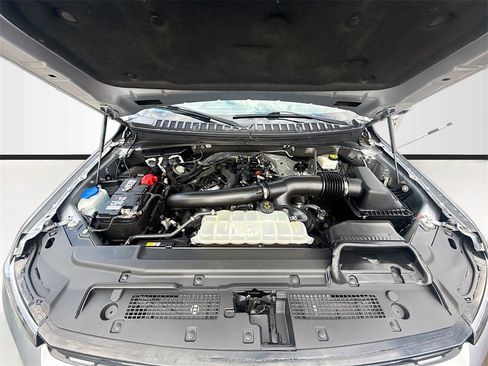 Used 2023 Ford Expedition Platinum image 33