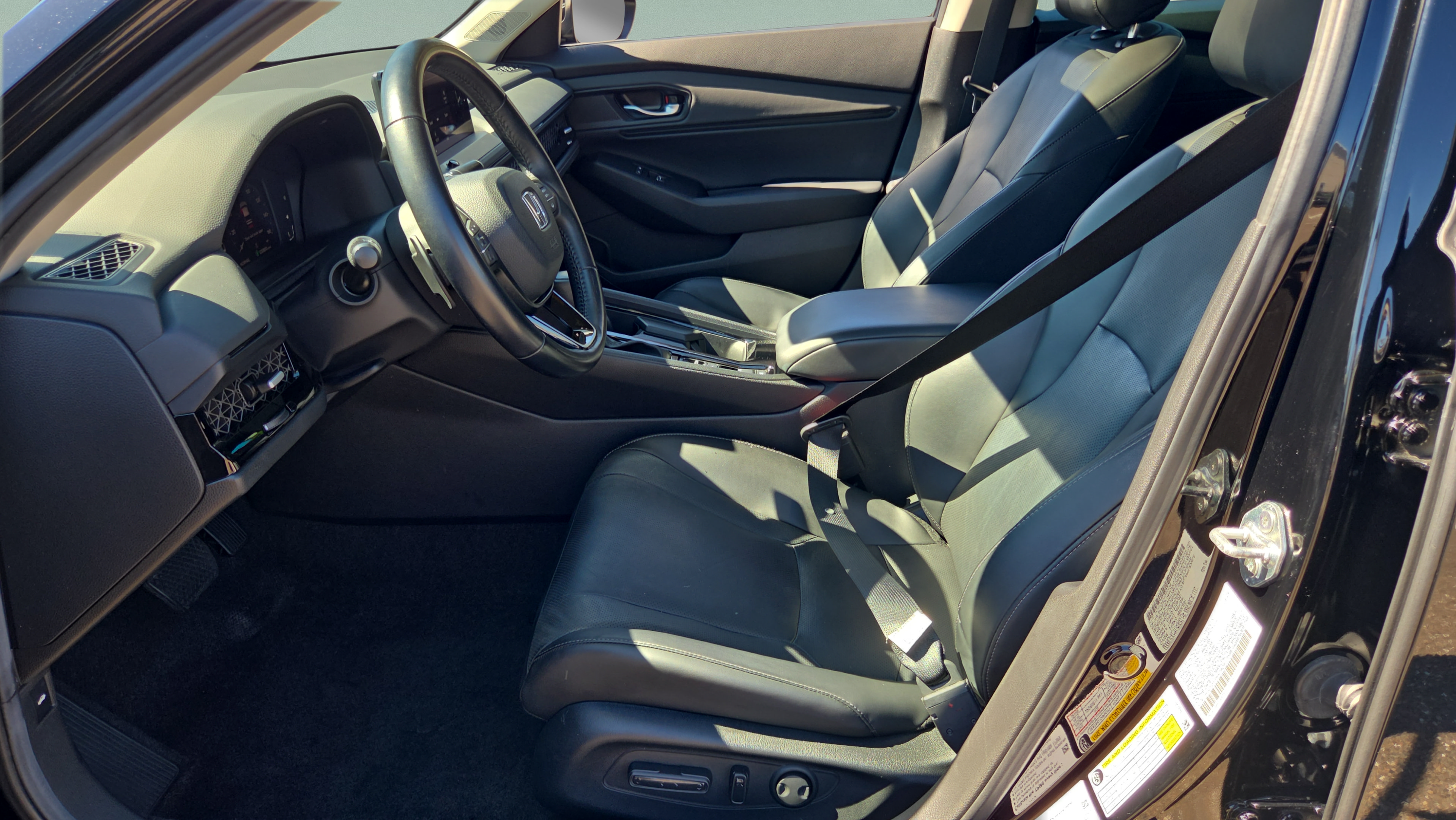 Certified 2024 Honda Accord EX-L image 7