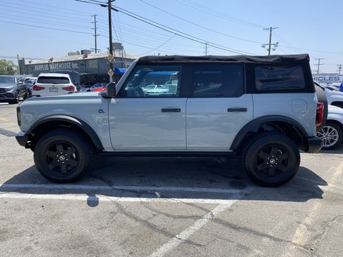 Used 2021 Ford Bronco Black Diamond AWD/4WD image 9