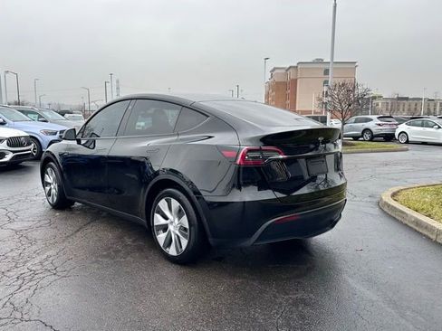 Used 2023 Tesla Model Y Long Range image 7