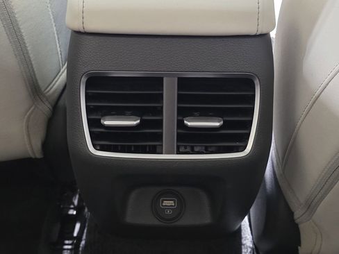 Certified 2023 Hyundai Sonata SEL w/ Convenience Package image 16