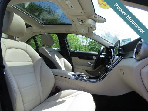 Used 2018 Mercedes-Benz C 300 4MATIC Sedan image 13