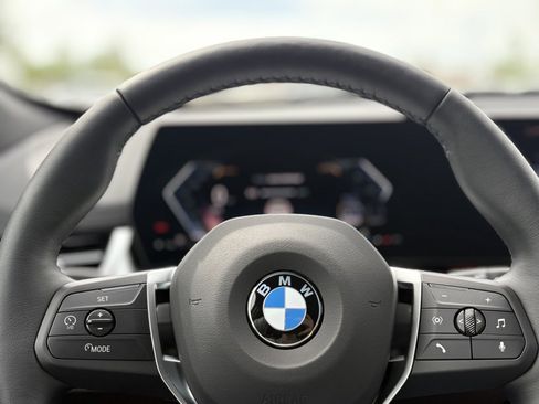 Used 2025 BMW X1 xDrive28i w/ Convenience Package image 12