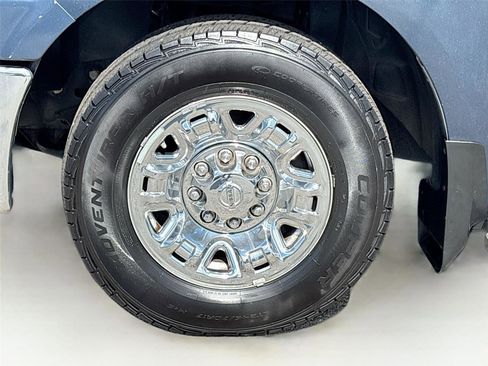 Used 2016 Nissan NV 3500 SL image 34