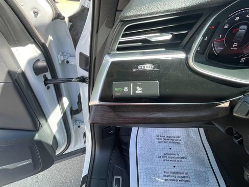 Used 2020 Audi Q7 3.0T Prestige w/ Prestige Package AWD/4WD image 14