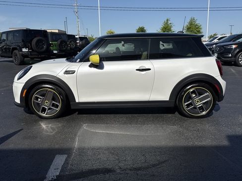 Used 2024 MINI Cooper SE FWD image 11