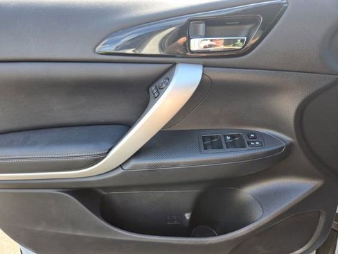 Used 2025 Mitsubishi Eclipse Cross SE AWD/4WD image 33