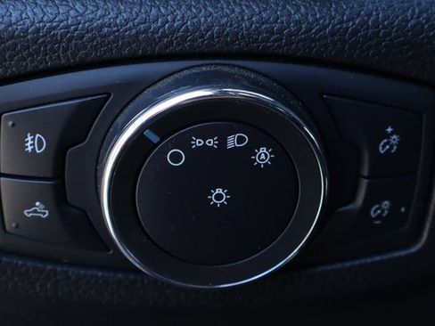 Used 2021 Ford F350 Lariat image 25