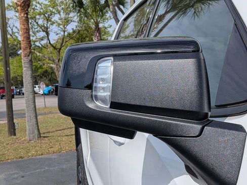 New 2026 GMC Sierra 1500 AT4 w/ AT4 Premium Package AWD/4WD image 12