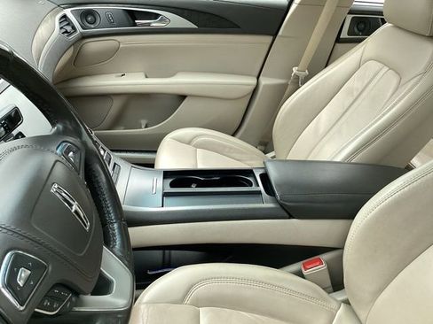 Used 2019 Lincoln MKZ Reserve w/ Reserve Plus Package image 16