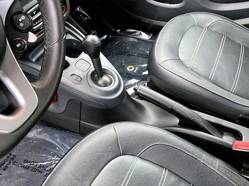 Used 2016 smart fortwo Prime image 16