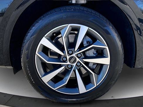 Used 2024 Audi Q5 2.0T Premium Plus image 32
