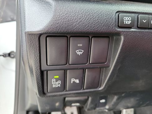 Used 2015 Lexus RC 350 AWD w/ Navigation System Package image 17