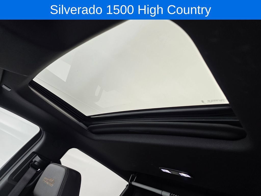 Used 2023 Chevrolet Silverado 1500 High Country w/ Technology Package AWD/4WD image 12