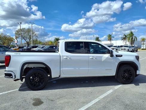 Used 2025 GMC Sierra 1500 Elevation AWD/4WD image 8