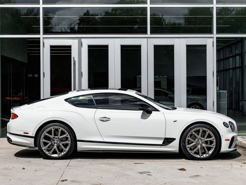 Used 2024 Bentley Continental GT V8 image 7
