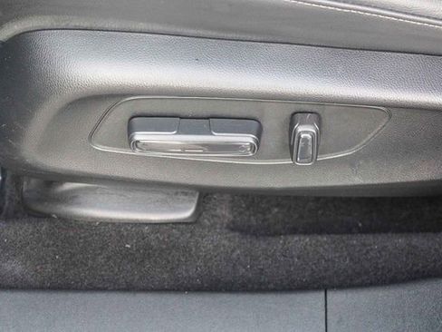 Used 2024 Honda HR-V EX-L image 28