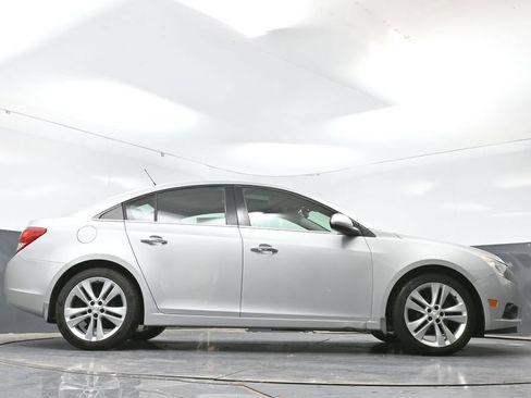 Used 2013 Chevrolet Cruze LTZ FWD image 50