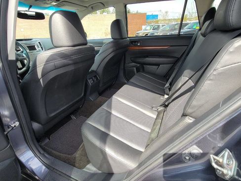 Used 2014 Subaru Outback 2.5i Limited AWD/4WD image 24