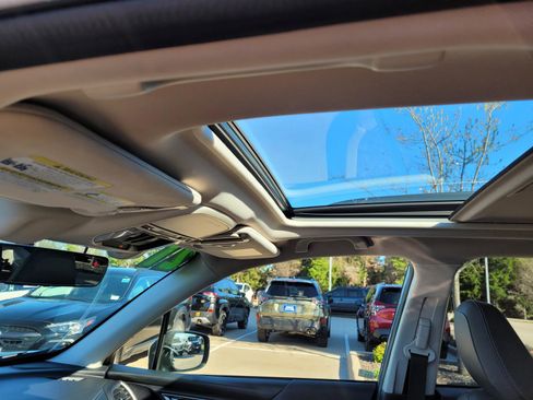 Used 2021 Subaru Forester Touring image 15