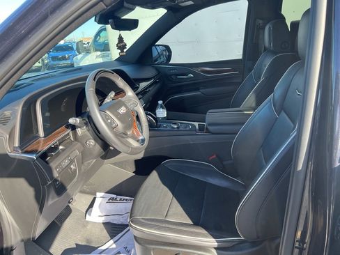 Used 2023 Cadillac Escalade Premium Luxury w/ LPO, Floor Liner Package image 6